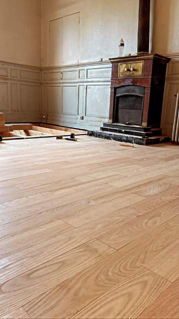 Pose d'un parquet cloué en chêne massif 